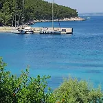 Stiniva Hvar - With Terrace A2 アパート Brusje