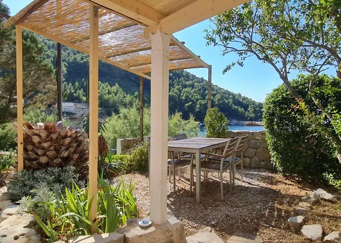 アパート Hvar - With Terrace A2 Brusje